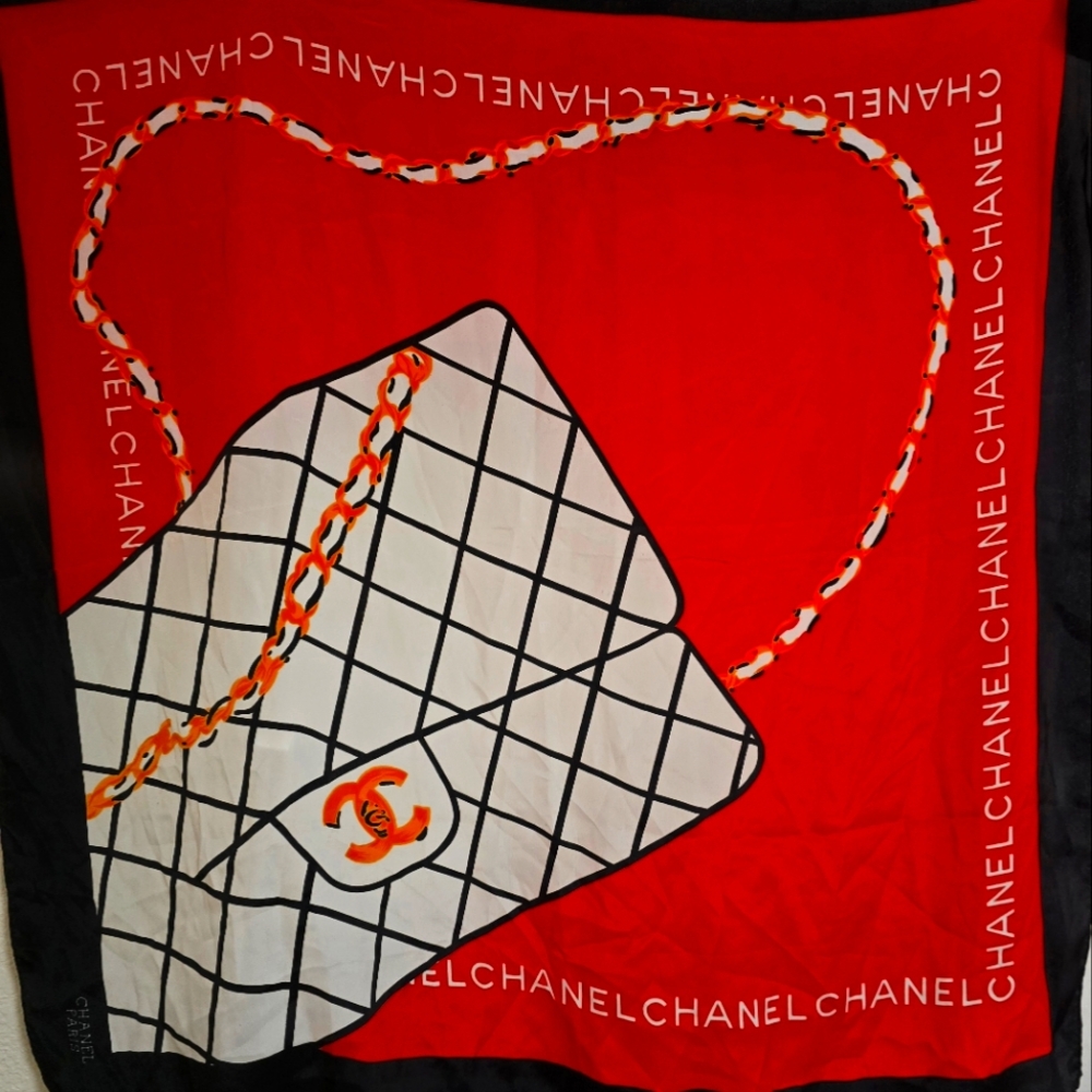 VINTAGE CHANEL SILK SCARF